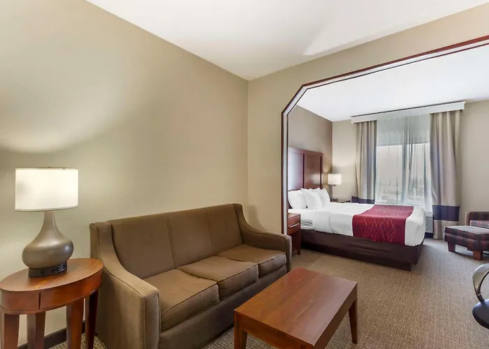 Comfort Inn & Suites