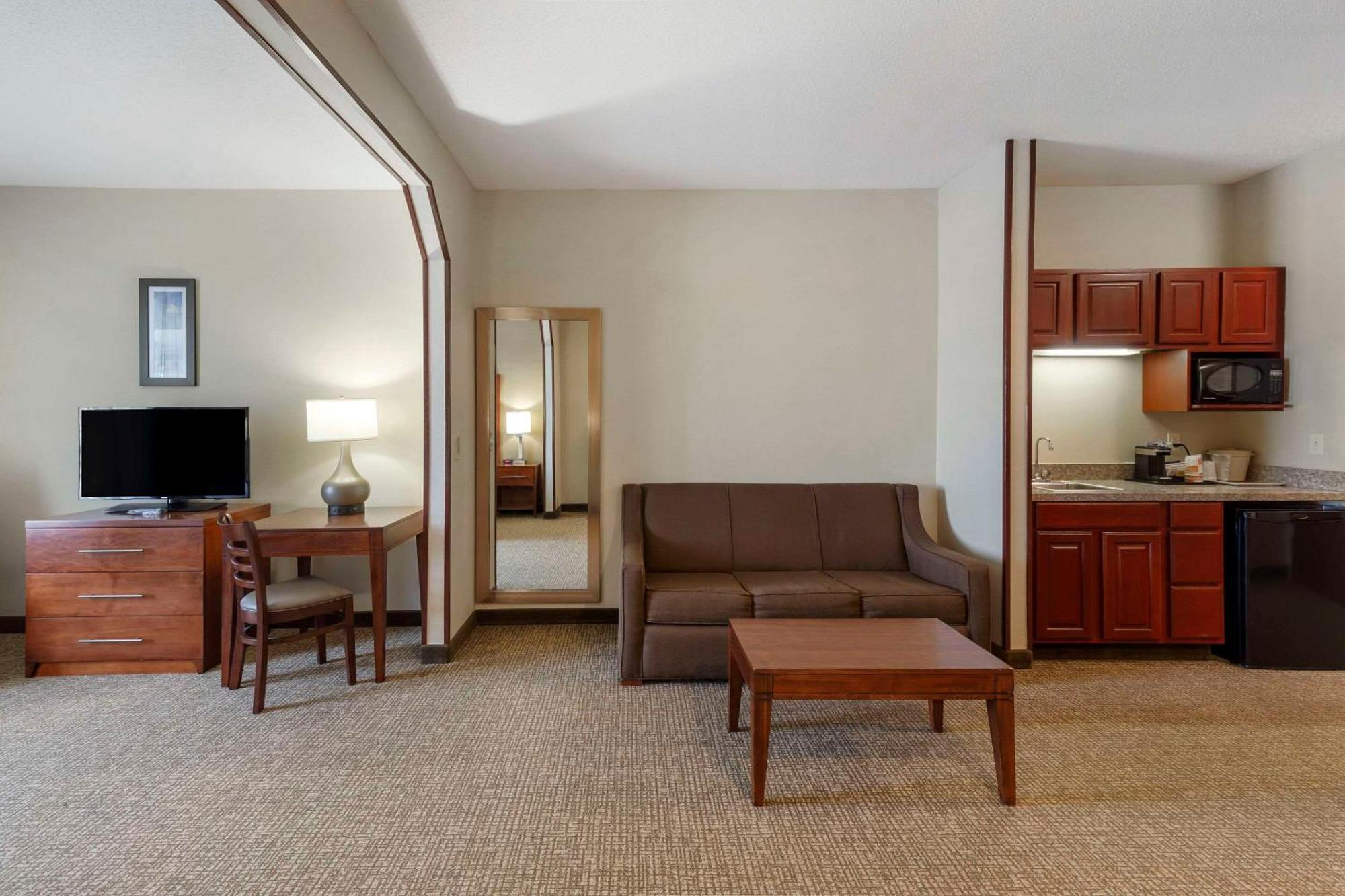 Comfort & Hotel 3*